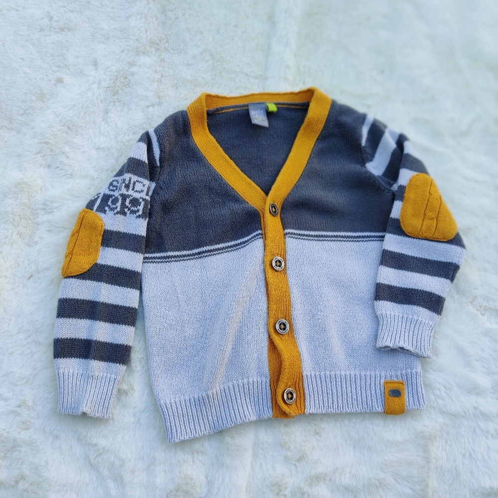 Petit lem cartigan size 24m